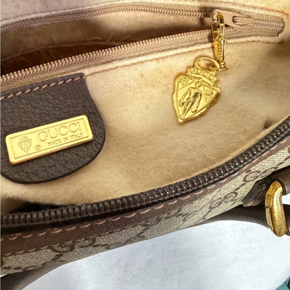 Authentic Vintage Gucci Brown Monogram Handbag - Picture 12 of 16